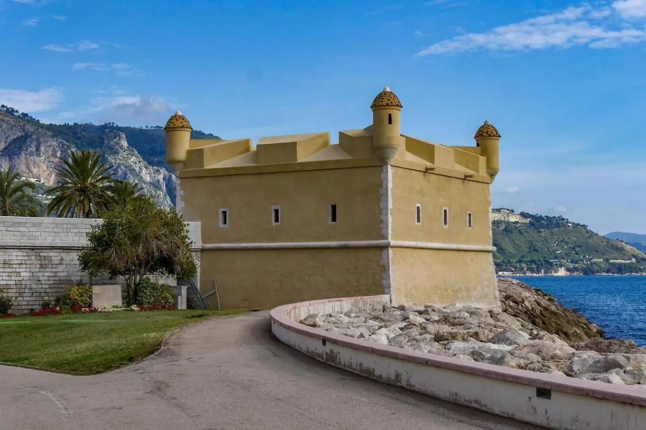 Magnifique Duplex Vue Mer Menton 0*,