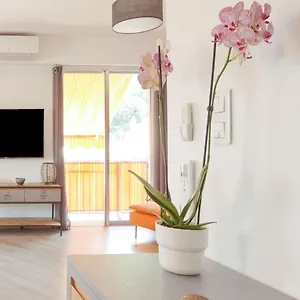 Appartement Serene Apartment In Top Location In Menton Near Sea, Menton