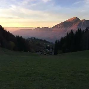 https://le-cristal-mont-saxonnex.hotels-rhonealpes.com